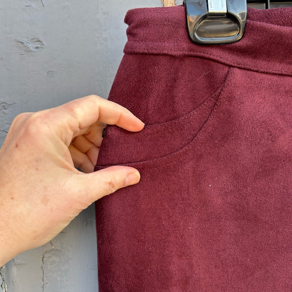 Sanctuary x Anthropologie Burgundy Faux Suede Legging, size XL