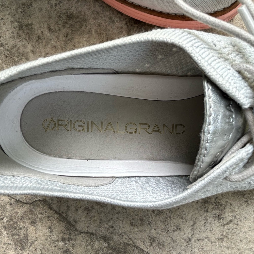 Cole Haan OriginalGrand Wingtip Oxford, size 9.5