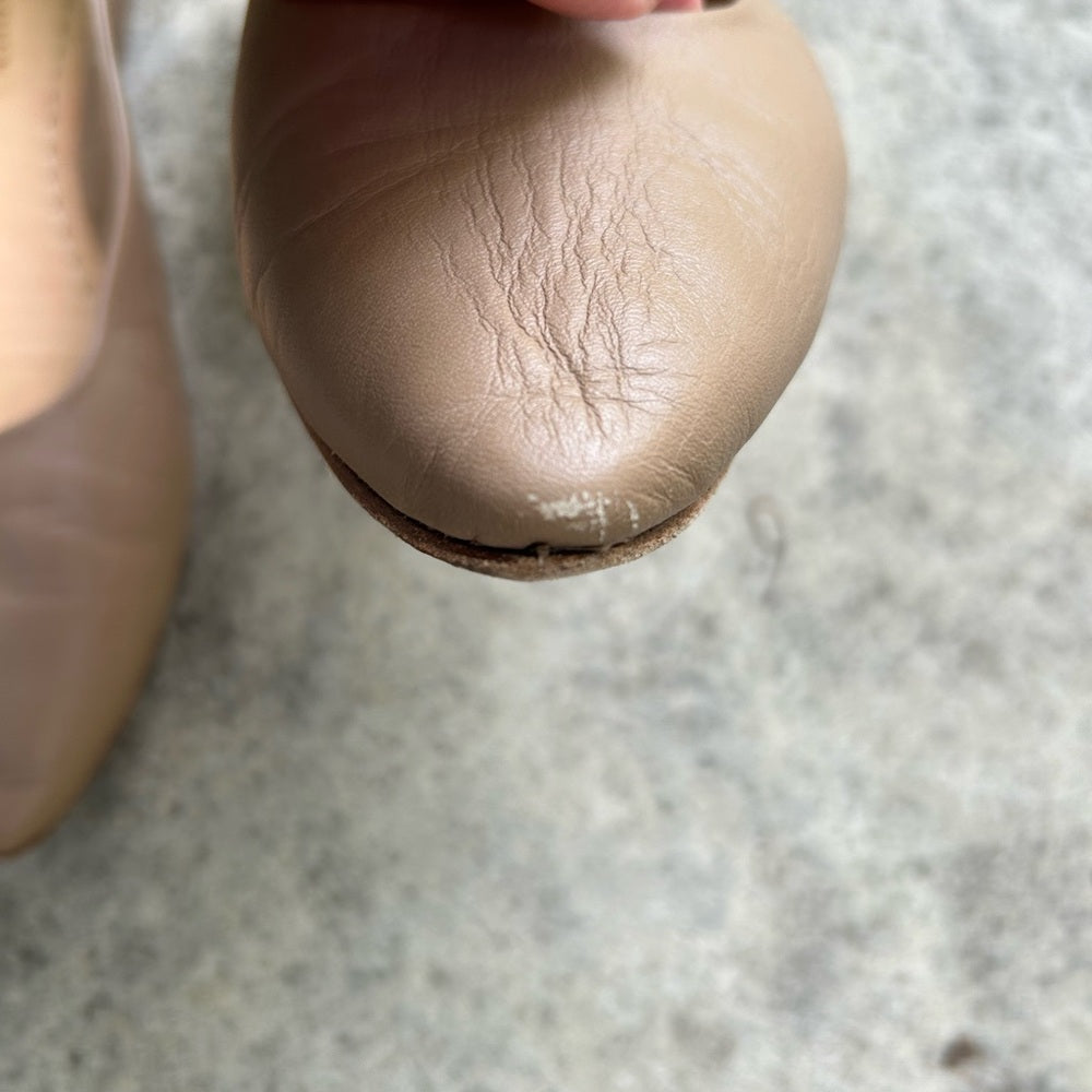 Poppy Barley Taupe On the Go Ballet flats, size 7