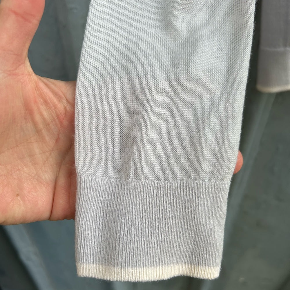 Club Monaco v neck sweater, XS