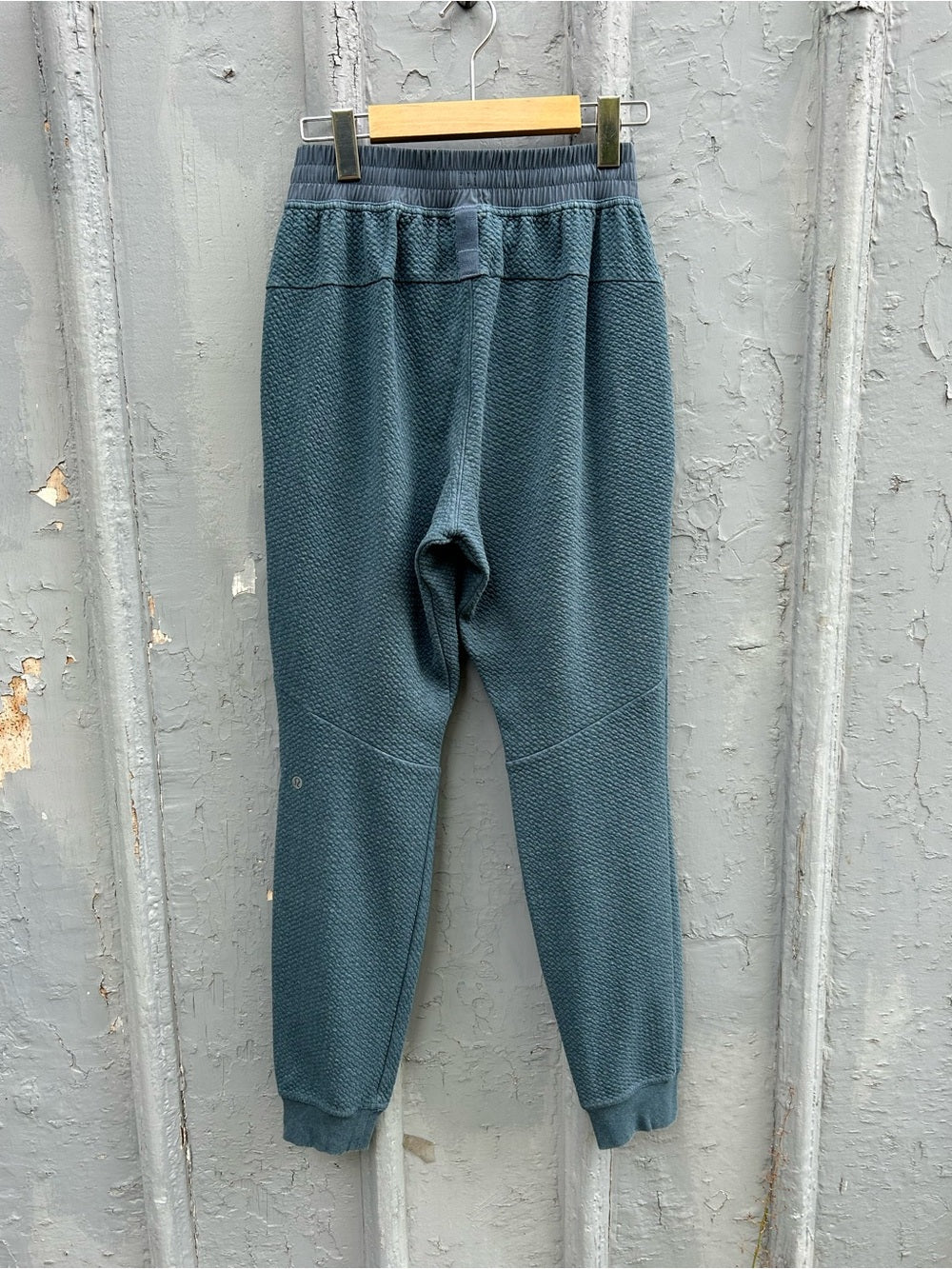 Lululemon At Ease Jogger 29", size xs