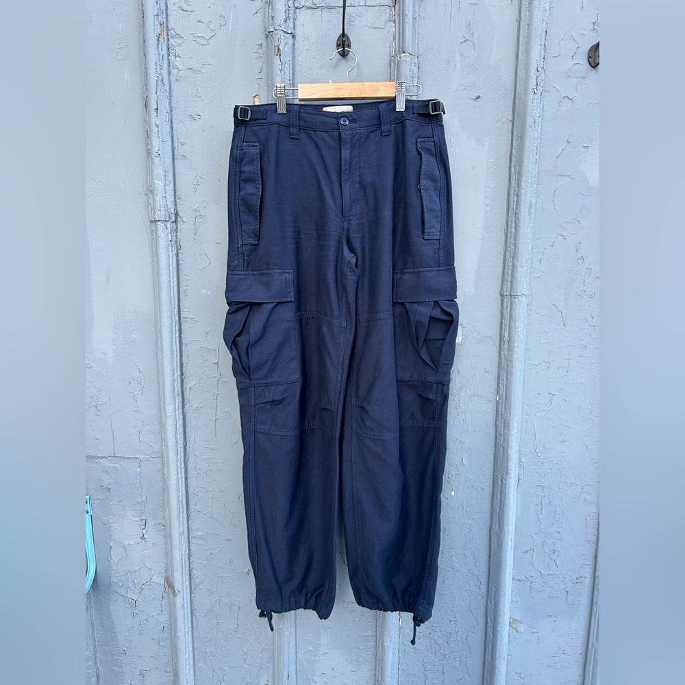 TNA Navy Supply Cargo, size 6