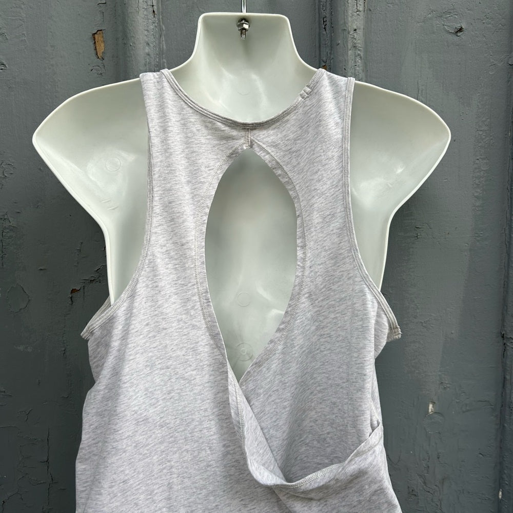 Lululemon Heathered Light Gray Cruiser Tank, size 8/10