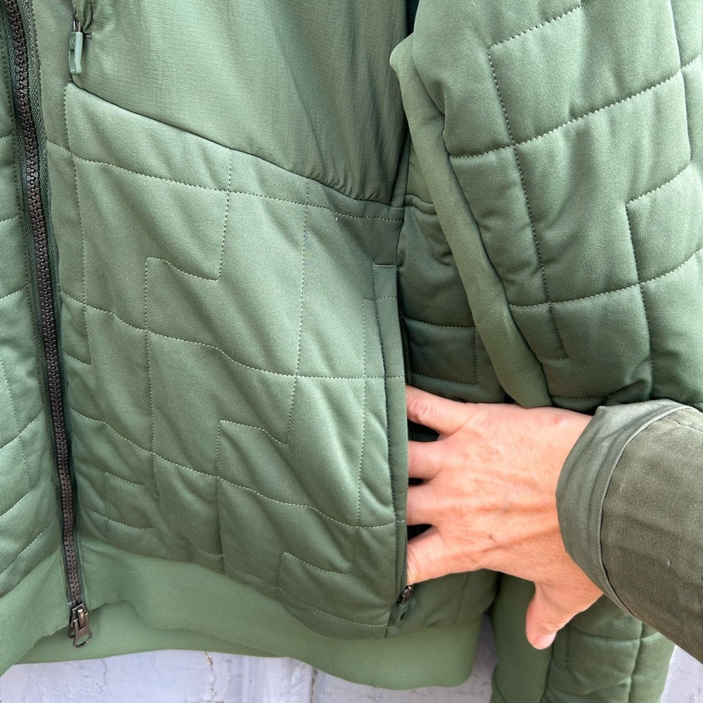 Lululemon Rival Side Bomber, size M