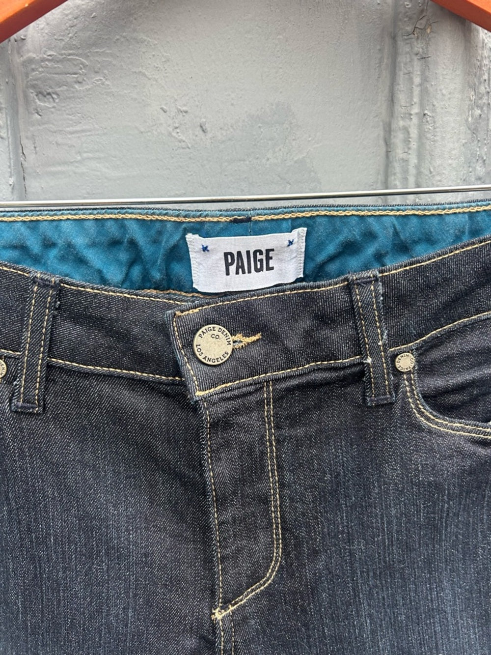 Paige Skyline Bootcut Jeans, size 32
