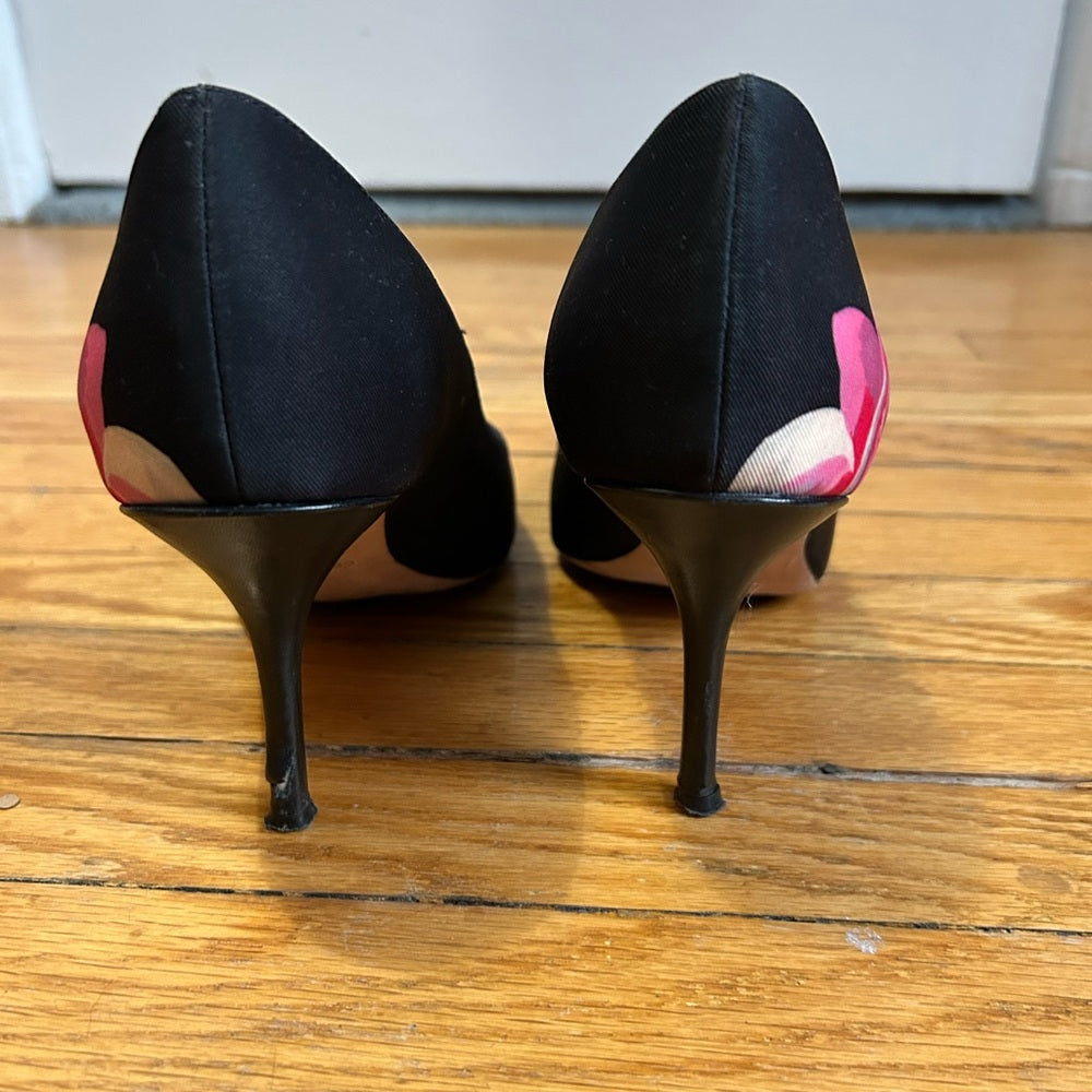 Cole Haan Satin Floral Roses Heel, size 10