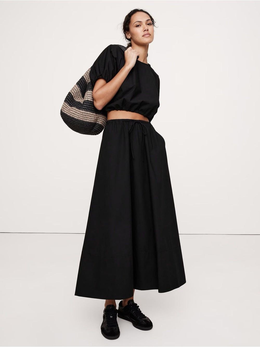 Banana Republic Black Poplin Bubble-Hem Cropped Top, M