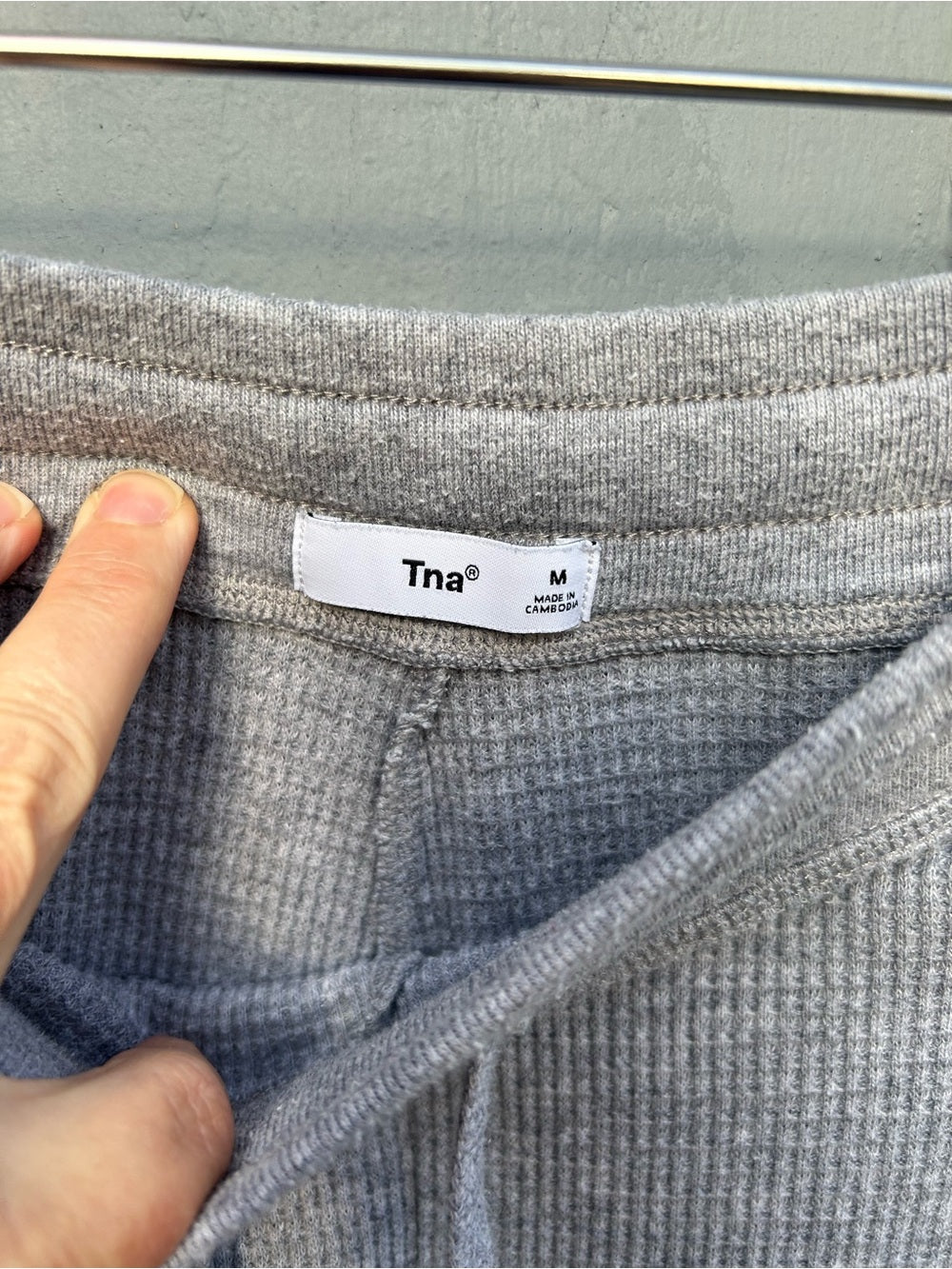 Aritzia TNA Light Grey Cotton Waffle Knit Ankle Jogger Pants Sweatpants, Size M