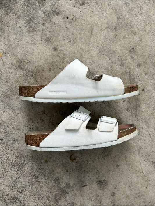 Birkenstock White Arizona Slides, size 41