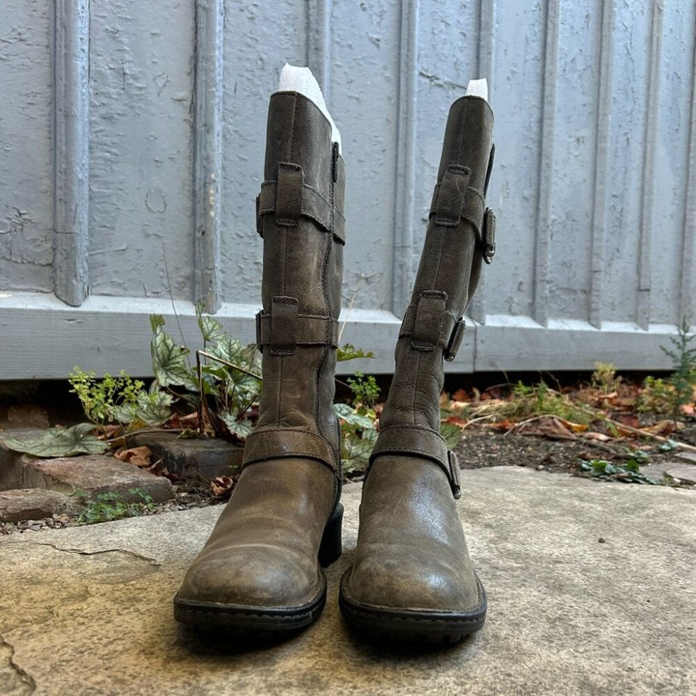 Born Tessa Boots, size 8.5