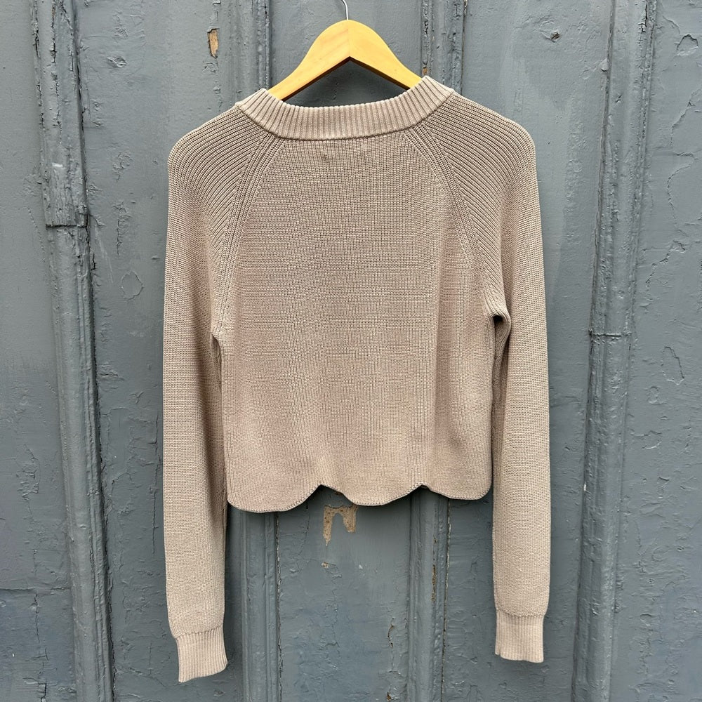 Aritzia Wilfred Sardou sweater, size M