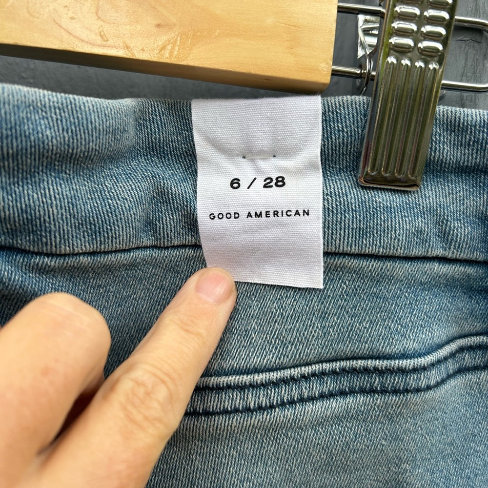 Good American Good Petite Straight, BNWT, size 6/28