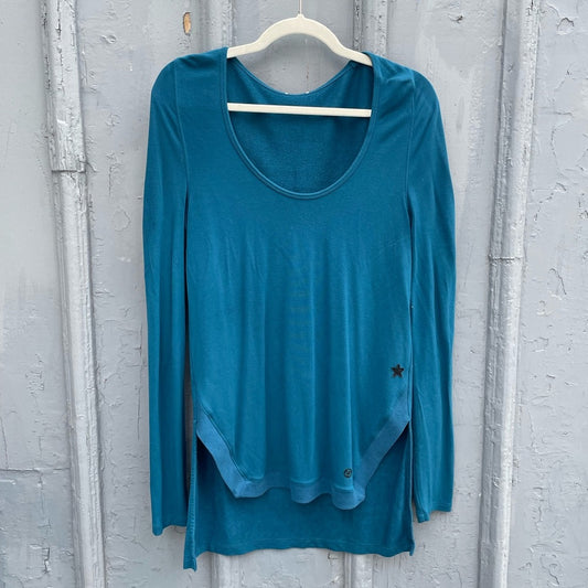 Super Soft Long Sleeved Yoga Tee, size Small