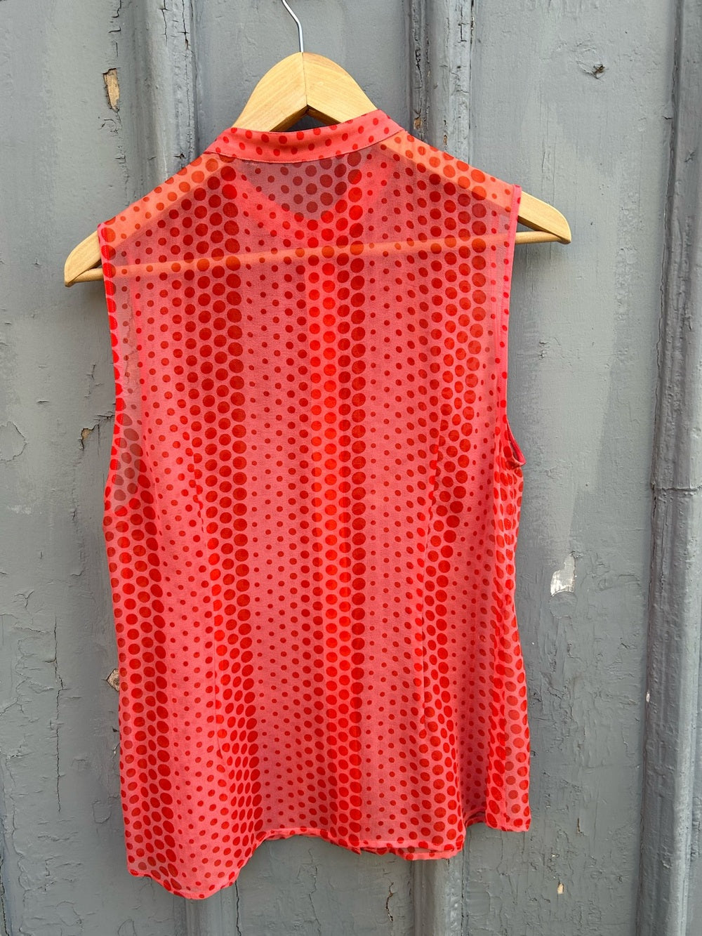Equipment femme sheer silk pink polka dot tank, size M