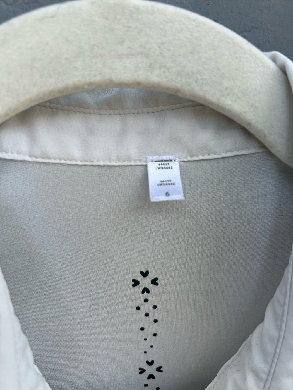 Lululemon white Hot Hitter Sleeveless Polo, size 6