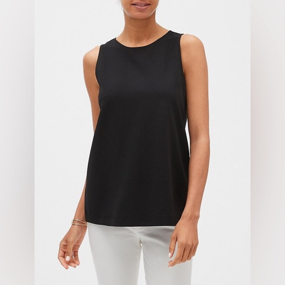 Banana Republic black sleeveless blouse, BNWT, size xs