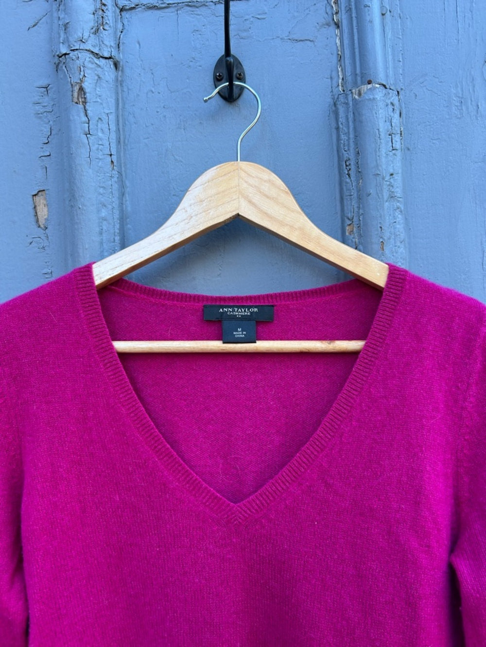 Ann Taylor Cashmere Sweater, size M