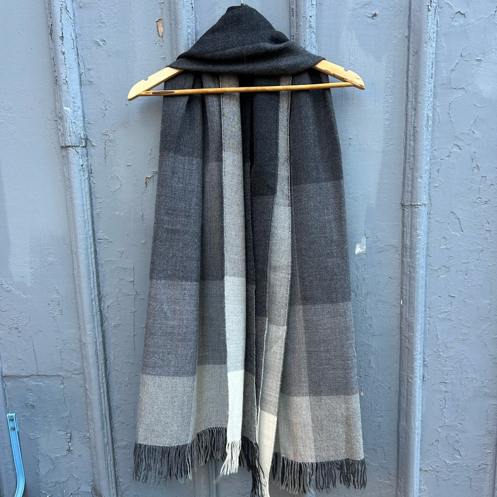 Baby Alpaca Plaid Scarf, BNWOT, 28.5” x 75”