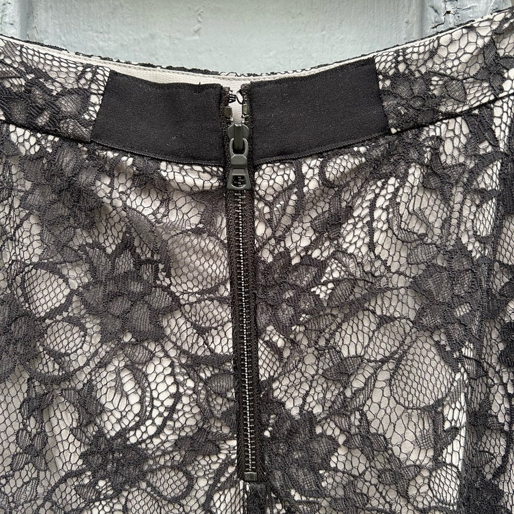 Alice & Olivia Black Lace wide leg trousers, size 0