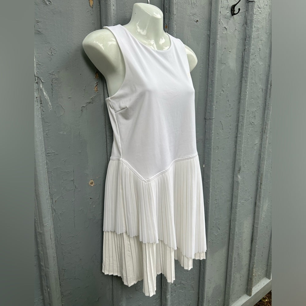 Lululemon Tiered Pleats Tennis Dress In White, size 10