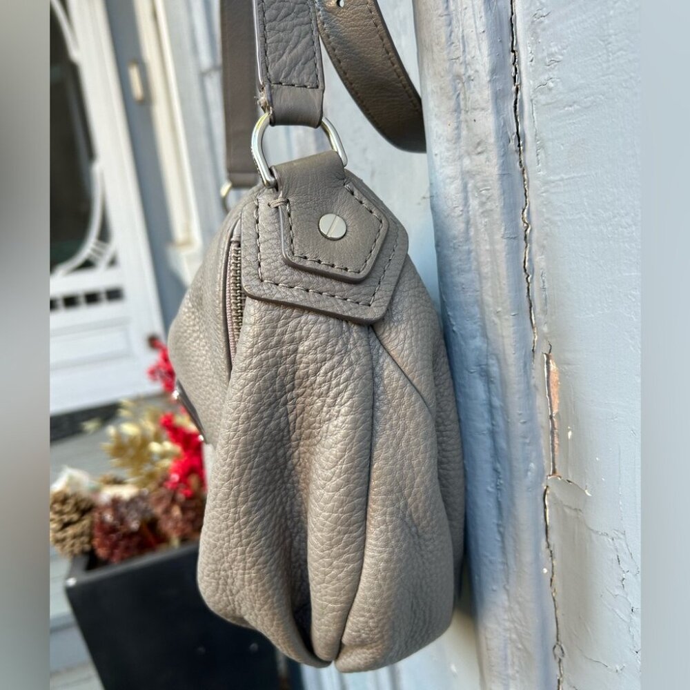 Marc Jacobs Natasha Grey Crossbody, 14”x11”x4”