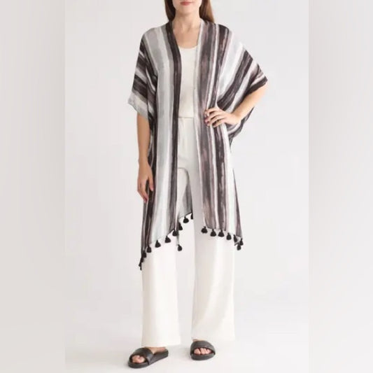 Nordstrom Pom Pom Shawl Wrap, One Size