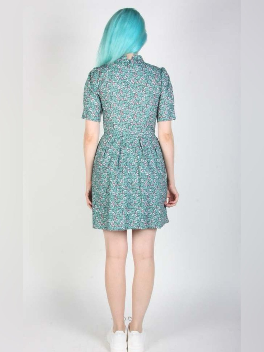 Birds of North America Guineafowl dress, size 6