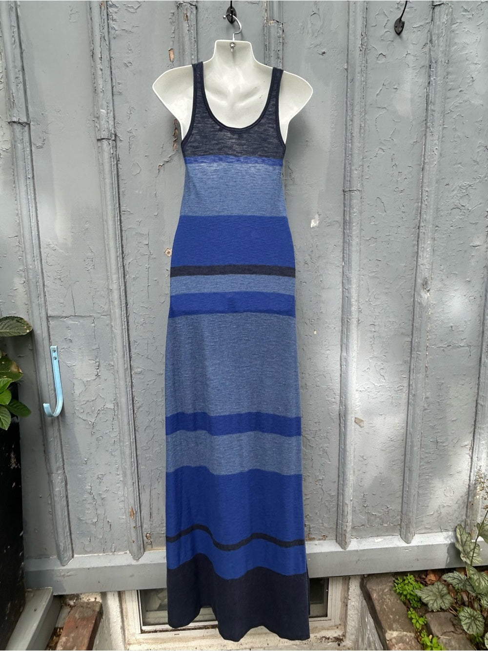 Vince Blue striped knit Maxi dress, Small