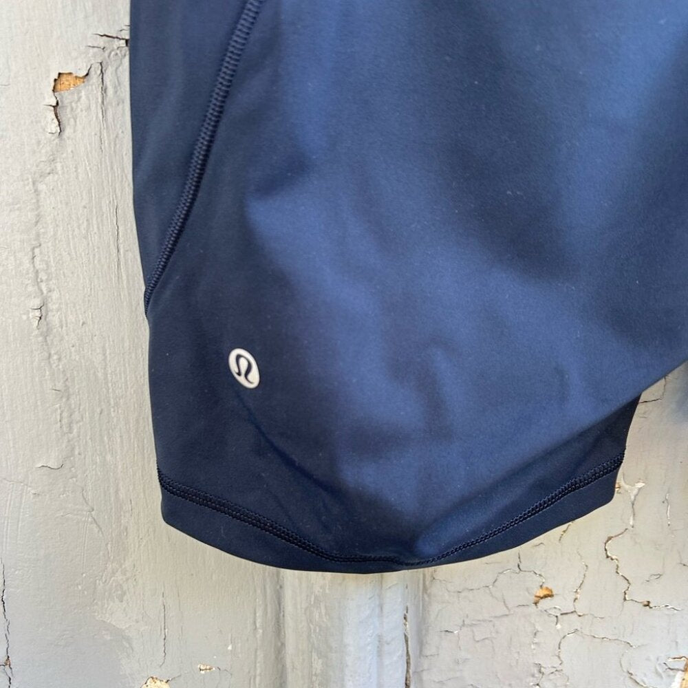 Lululemon Navy Fast and Free Short 6", size 8