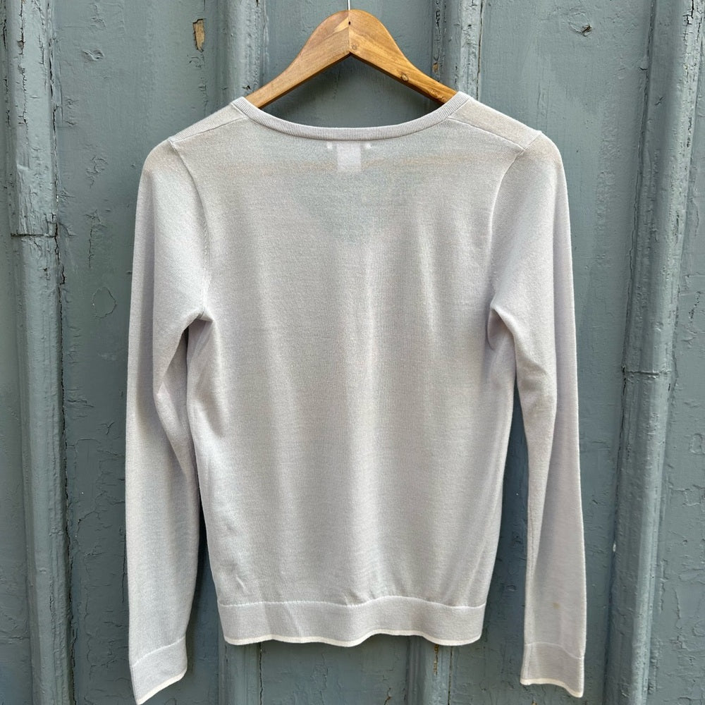 Club Monaco v neck sweater, XS