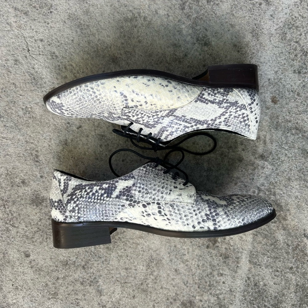 L’Intervalle snakeskin (leather) oxfords, size 40