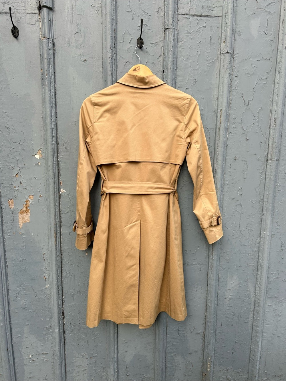 Babaton Santiago Trench, size Small