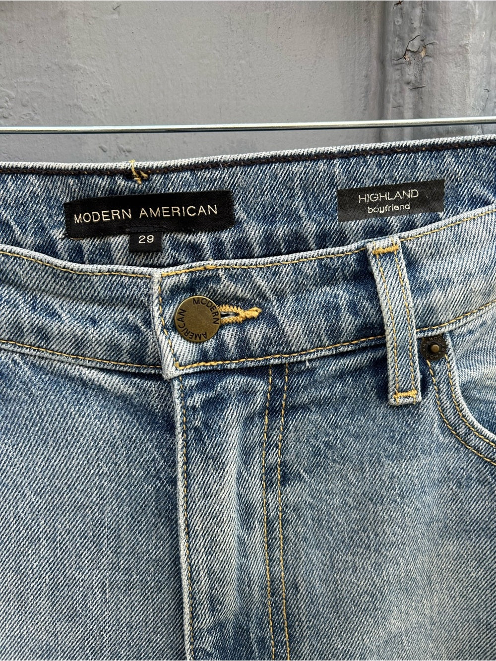 Modern American Highland Boyfriend Jean, size 29