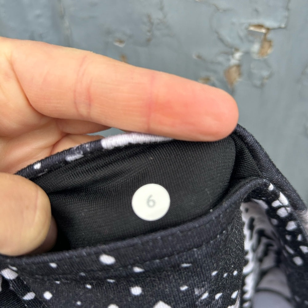 Lululemon Wunder Under Pant, size 6