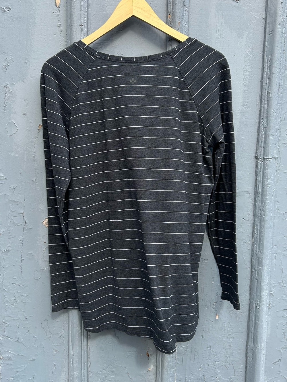 Lululemon Grey Striped Emerald Long Sleeve, size approx 6