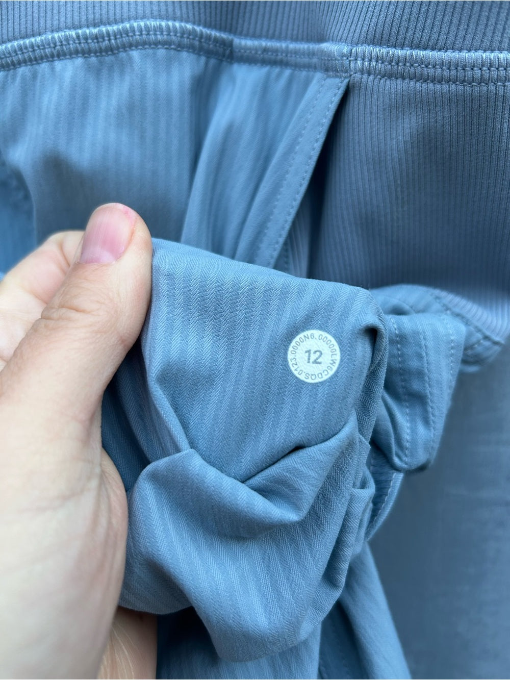 Lululemon Dance Studio Mid-Rise Crop, size 12