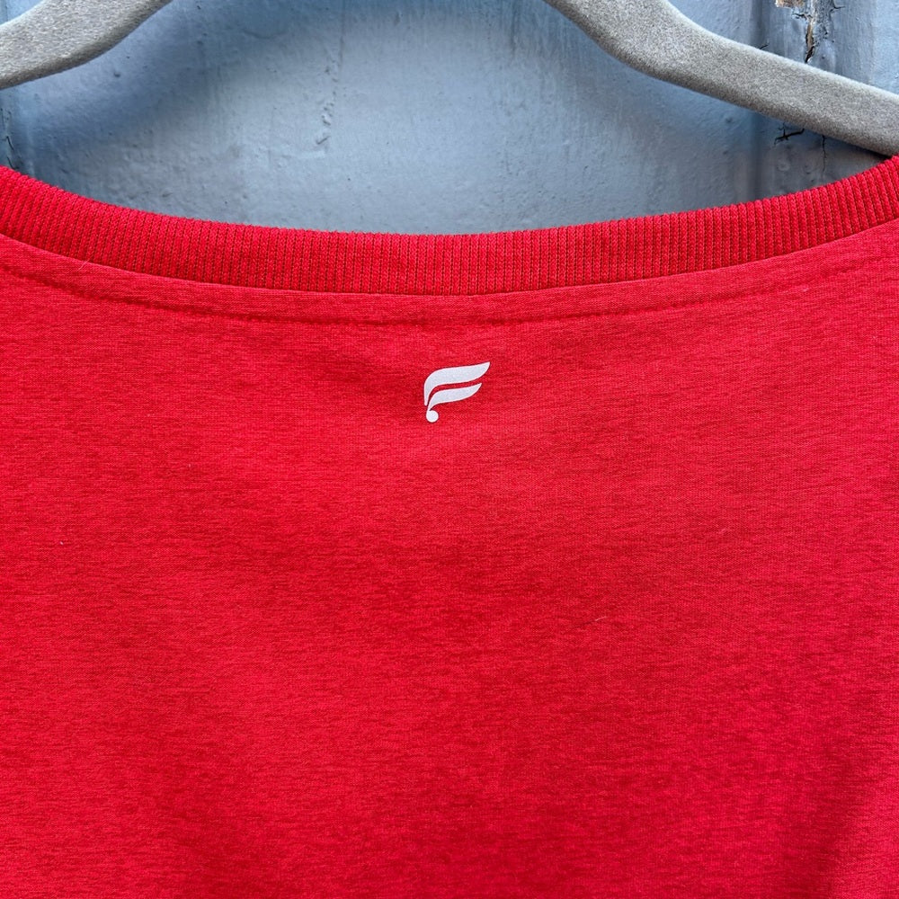 Fabletics red Sarah stretch crop top size L NWT