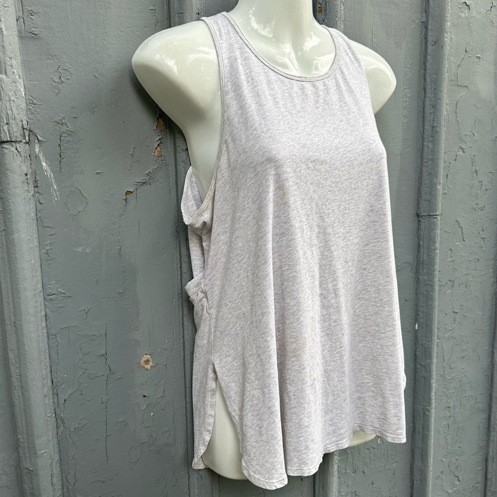 Lululemon Heathered Light Gray Cruiser Tank, size 8/10