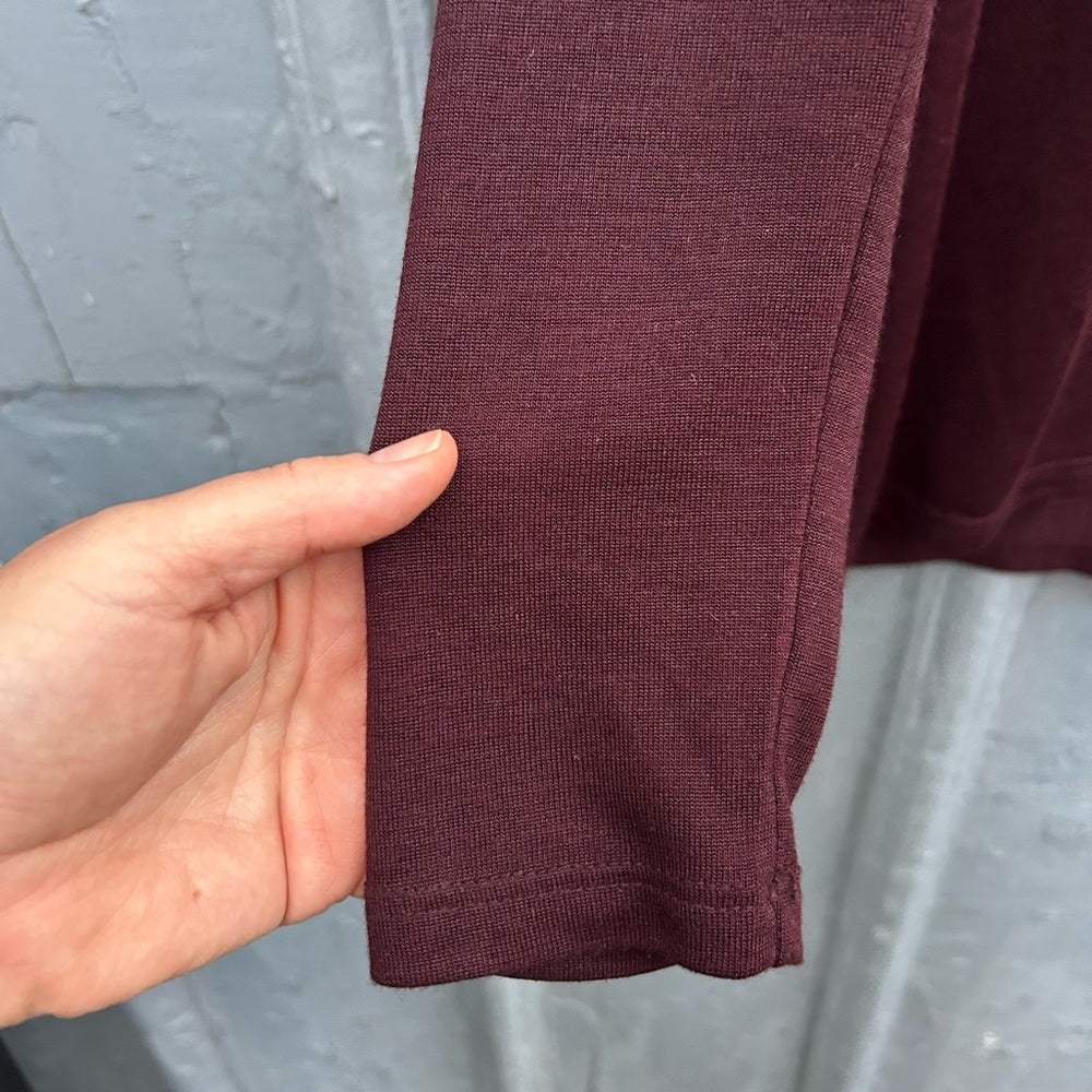 Vince Oxblood light knit long sleeve, size M