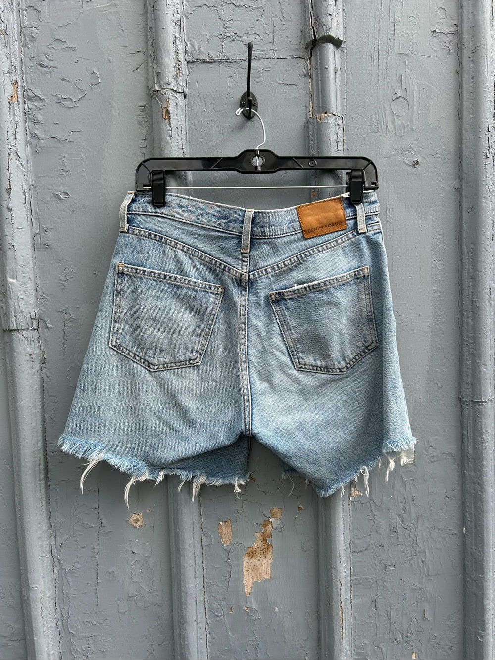Denim Forum Yoko Thigh Short, size 27