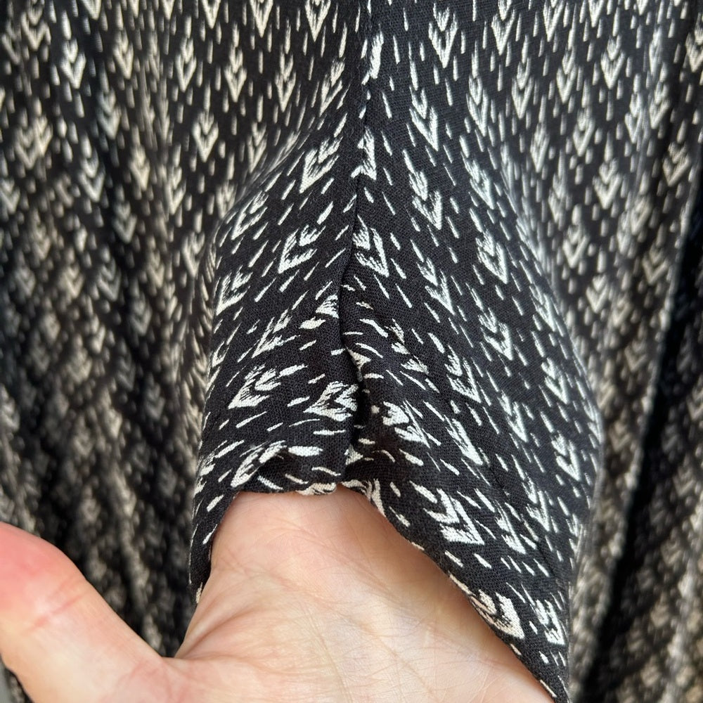 Anthropologie Elevenses Kaimana black and white Palazzo Pants, Small