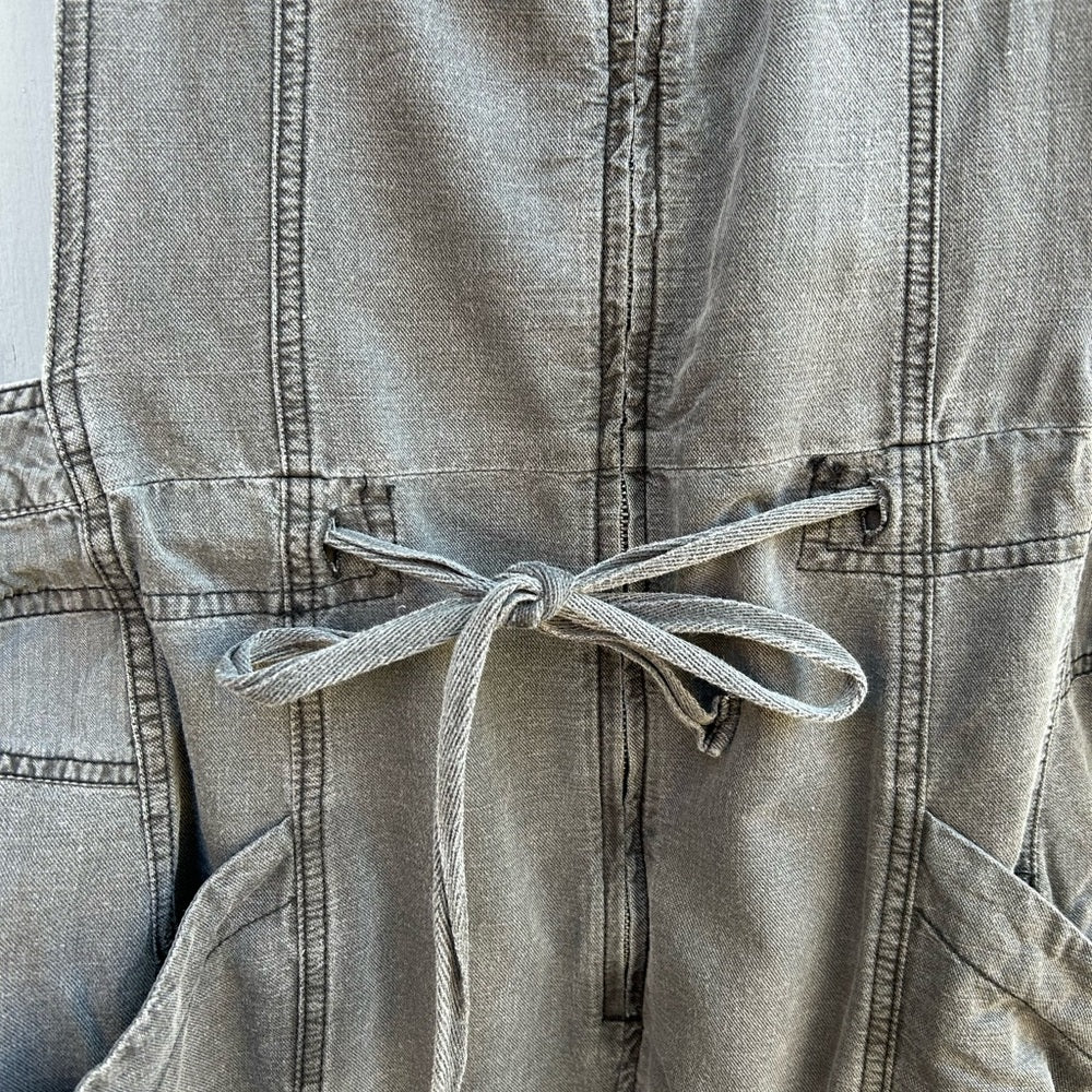 Free People Palm Valley Shortall, size M