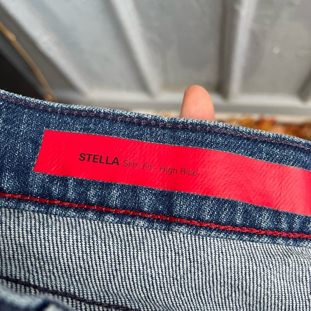 Hugo Boss Stella Slim Fit High Rise Raw Hem Jeans, size 30