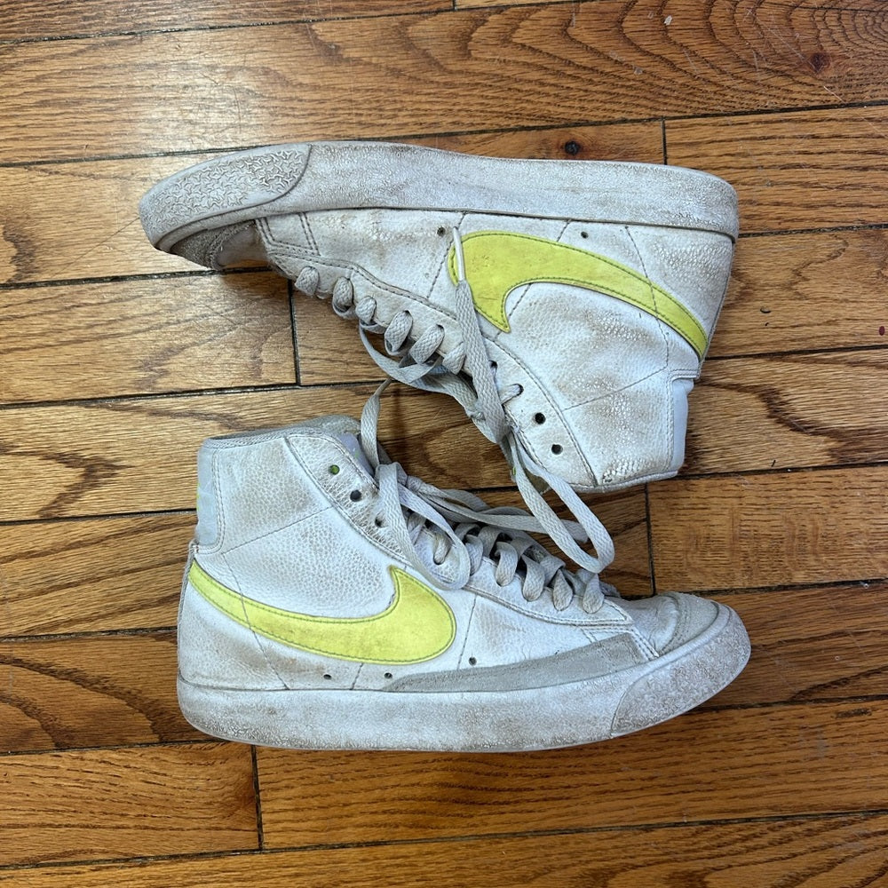 Nike Blazer Mid '77, size 6.5 W/ 5 M (37.5)