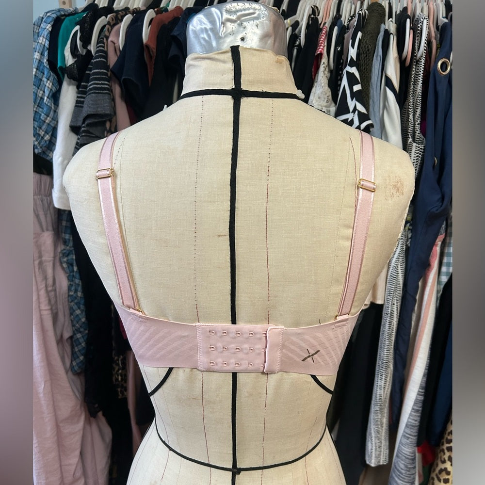 Knix Pink Wing Woman Bra, size 6+ (approx 36D)