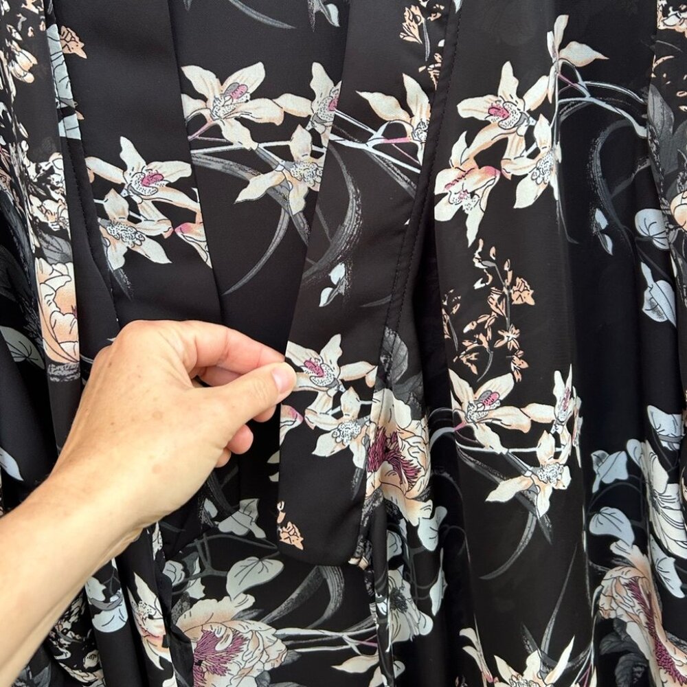 Tahari light Kimono, size L/XL