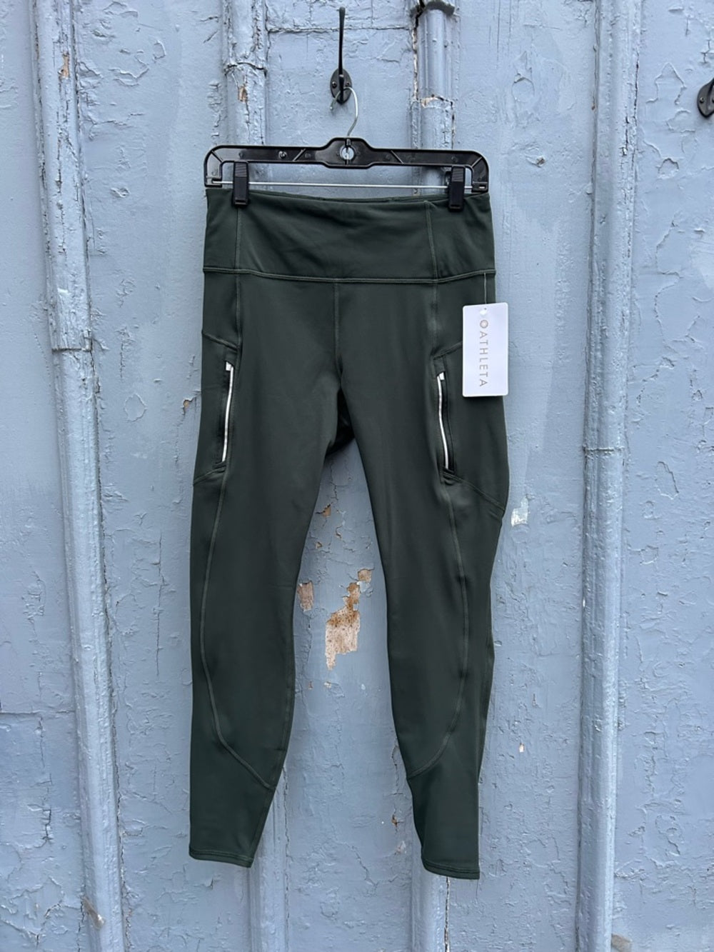 Athleta Rainier Tight, BNWT, size M