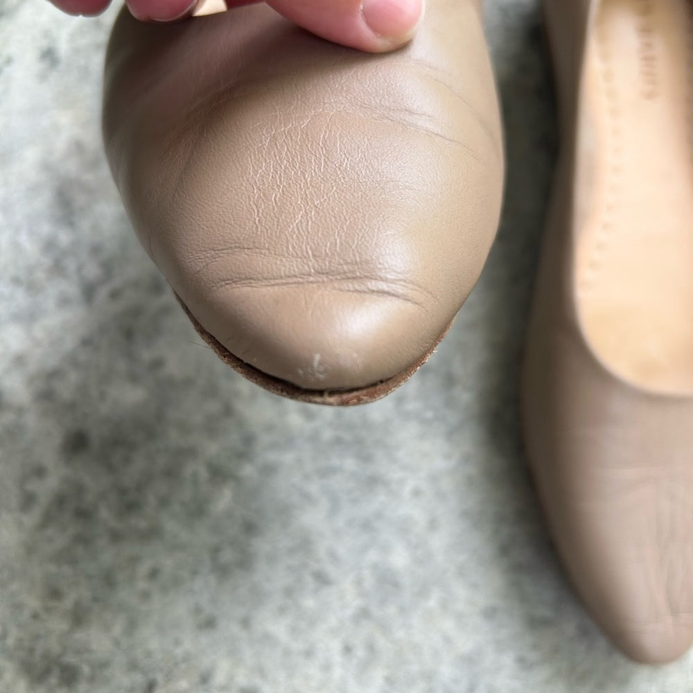 Poppy Barley Taupe On the Go Ballet flats, size 7