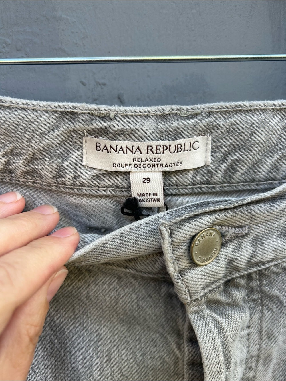Banana Republic Relaxed Jeans, BNWT, size 29