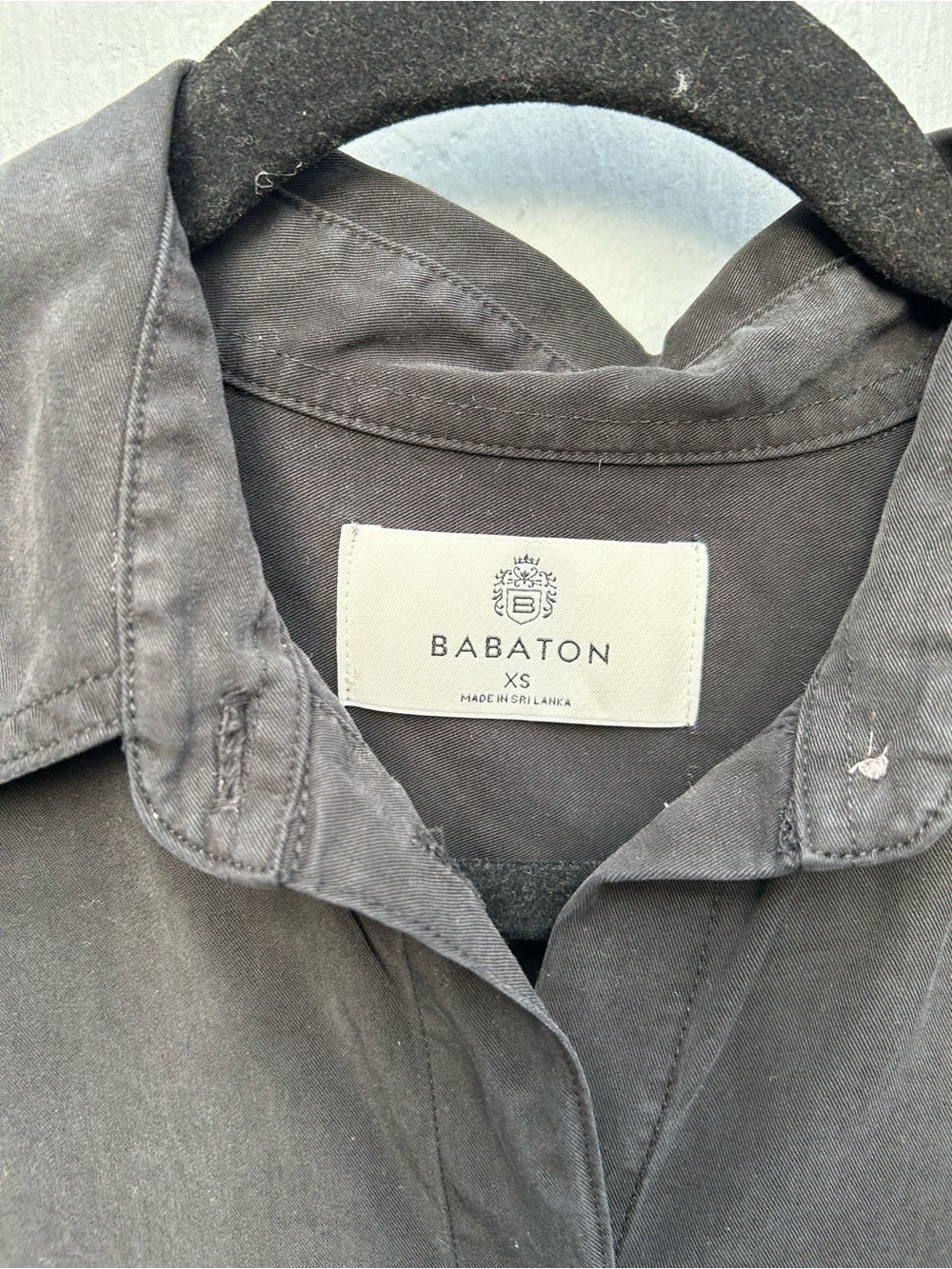 Babaton Black Tencel Hepburn Button down, size XS